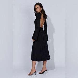 Meshki- JUNIPER FLARE SLEEVE KNIT MIDI DRESS IN BLACK